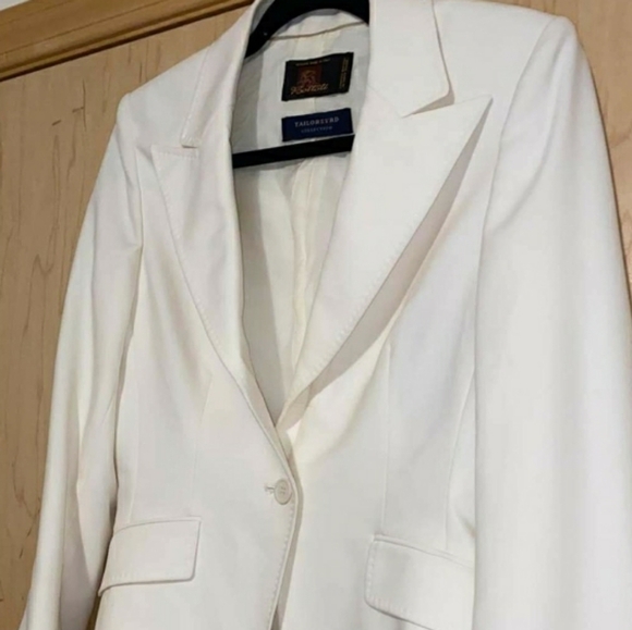 Taylor Bird One Button Jacket - Picture 5 of 16